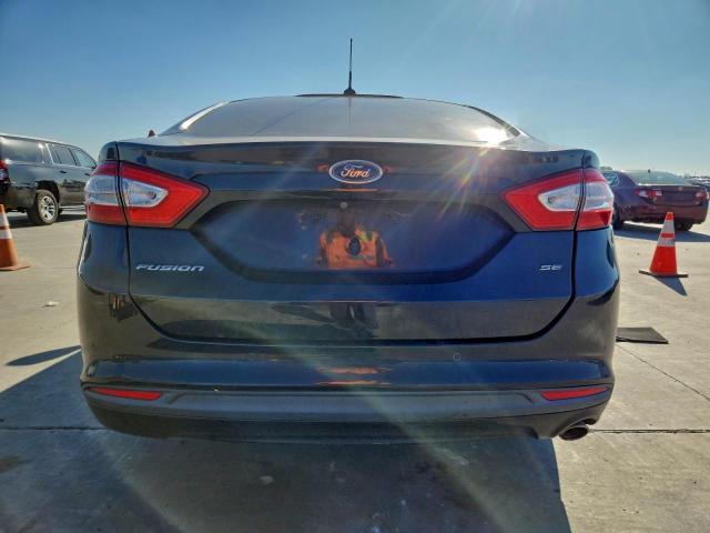 Ford Fusion Se Image 5