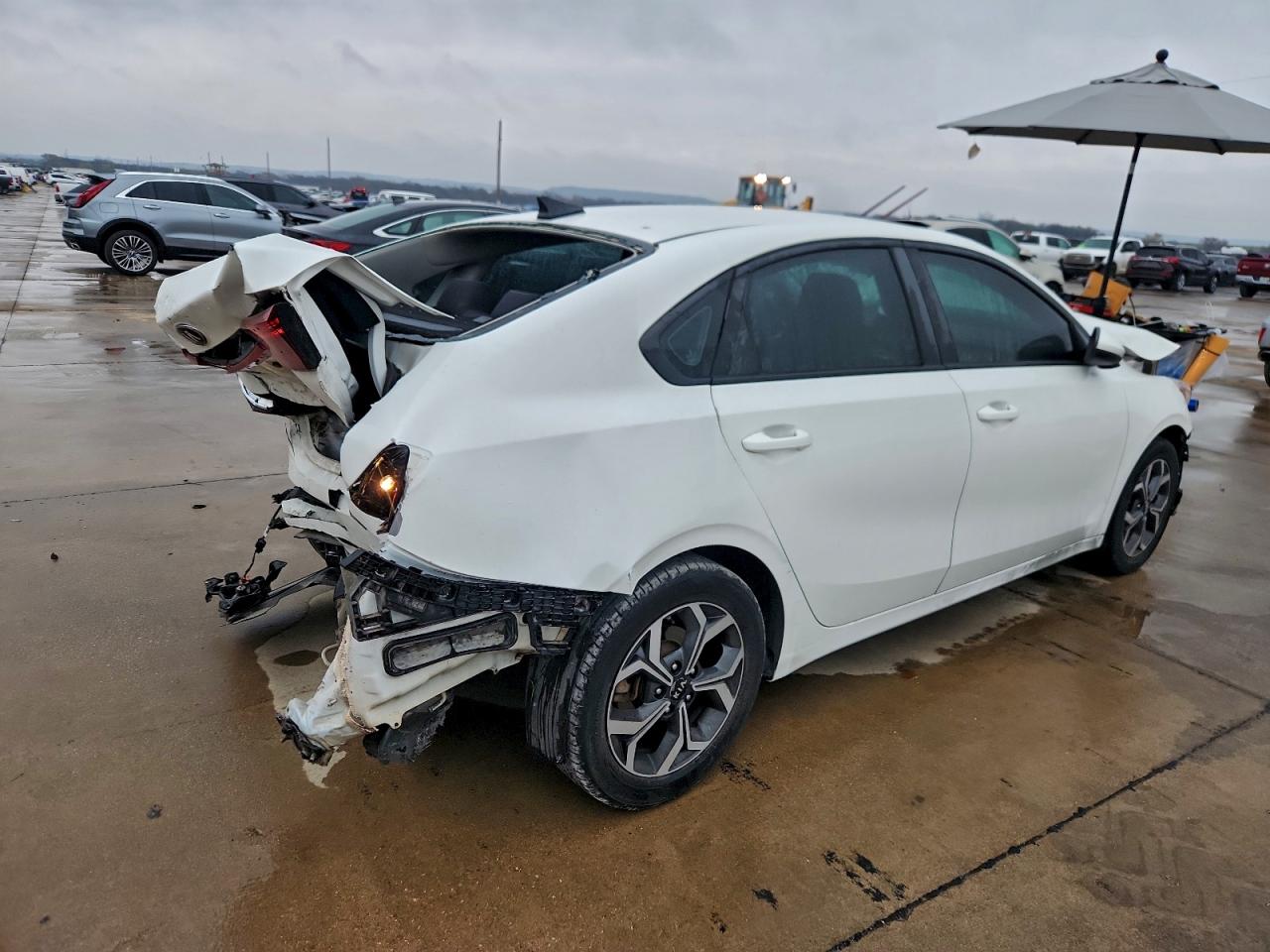 Kia Forte Fe Image 2