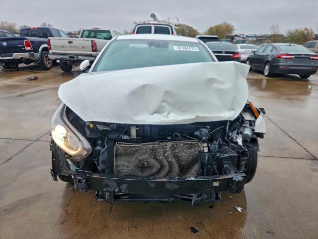 Kia Forte Fe Image 12