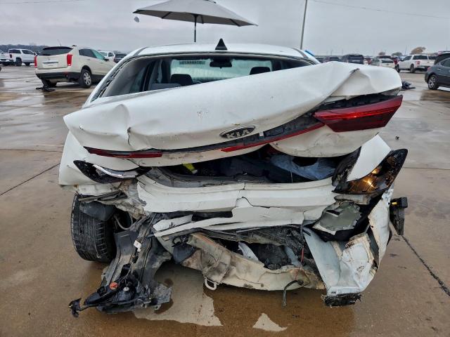 Kia Forte Fe Image 13