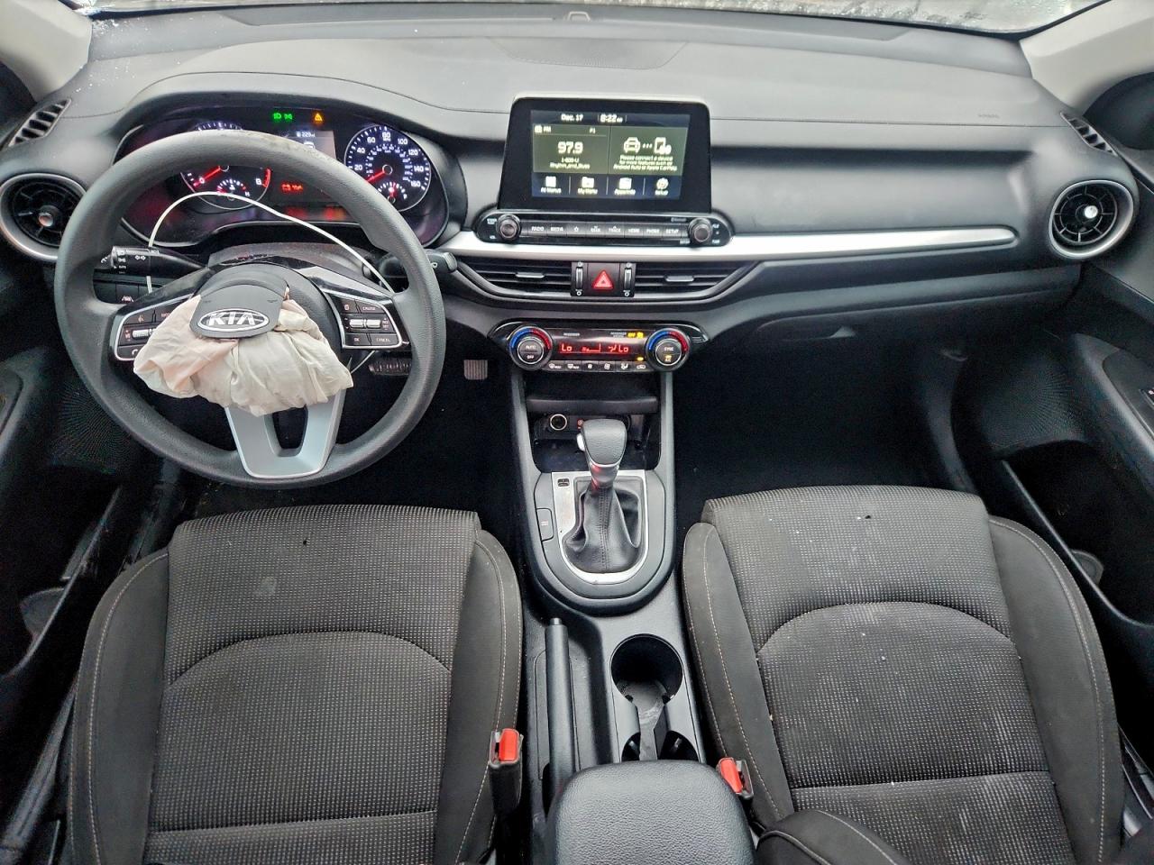 Kia Forte Fe Image 5