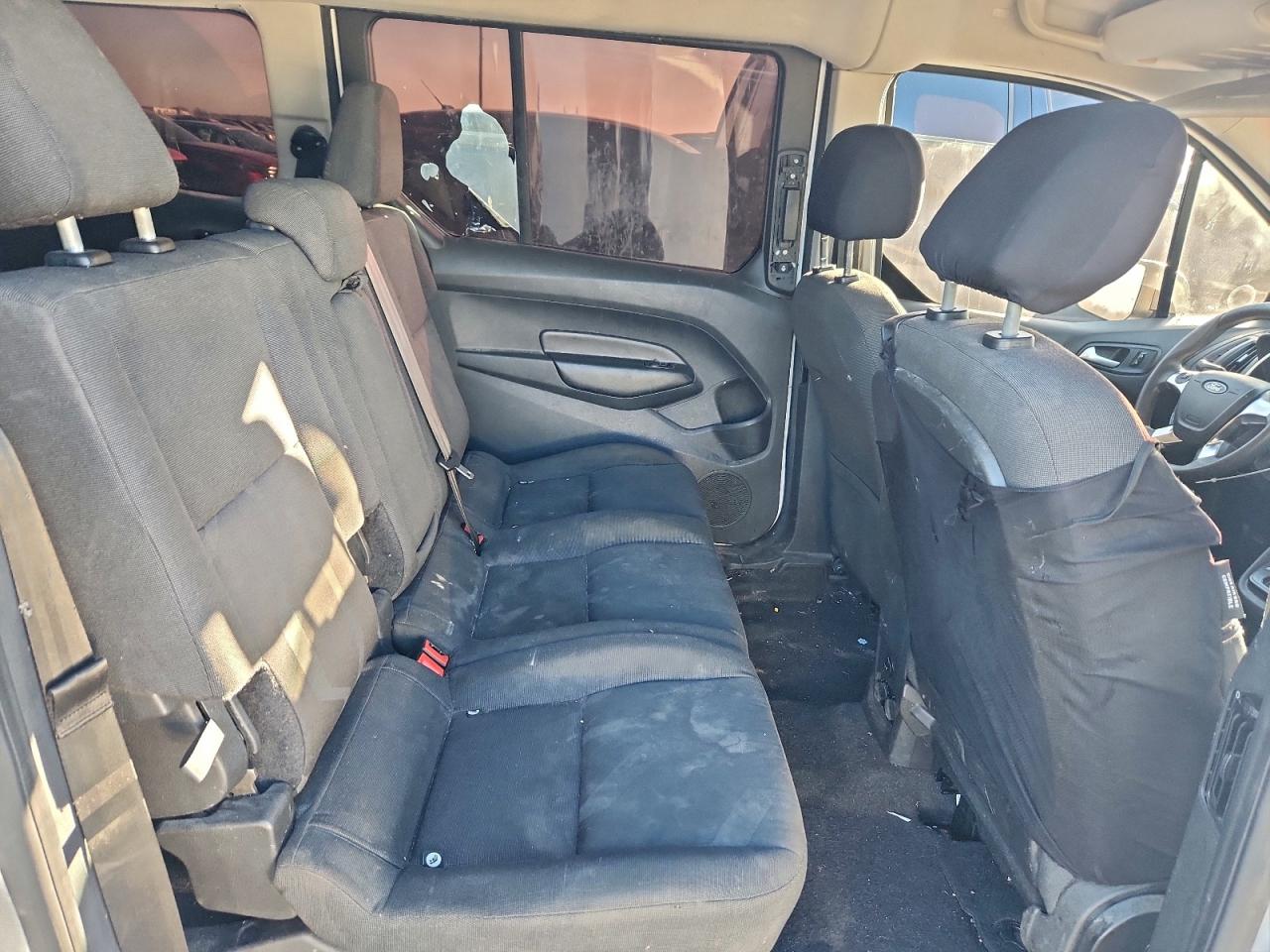 Ford Transit Xlt Image 8