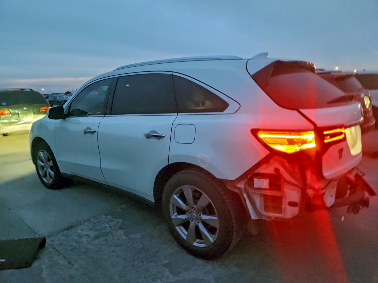 Acura MDX Advance Image 3