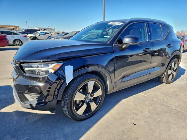  Salvage Volvo XC40