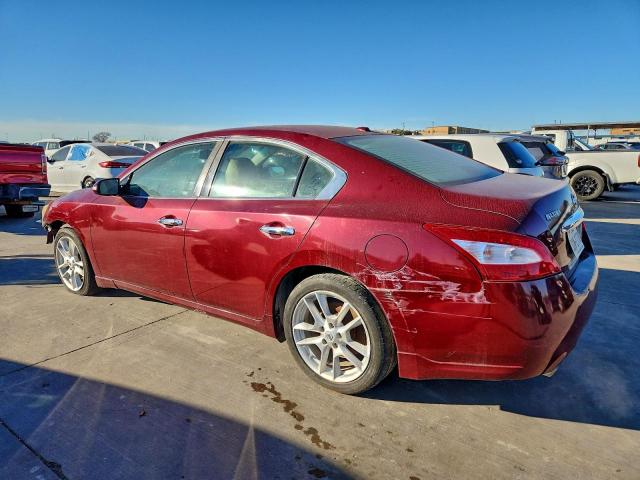 Nissan Maxima S Image 5