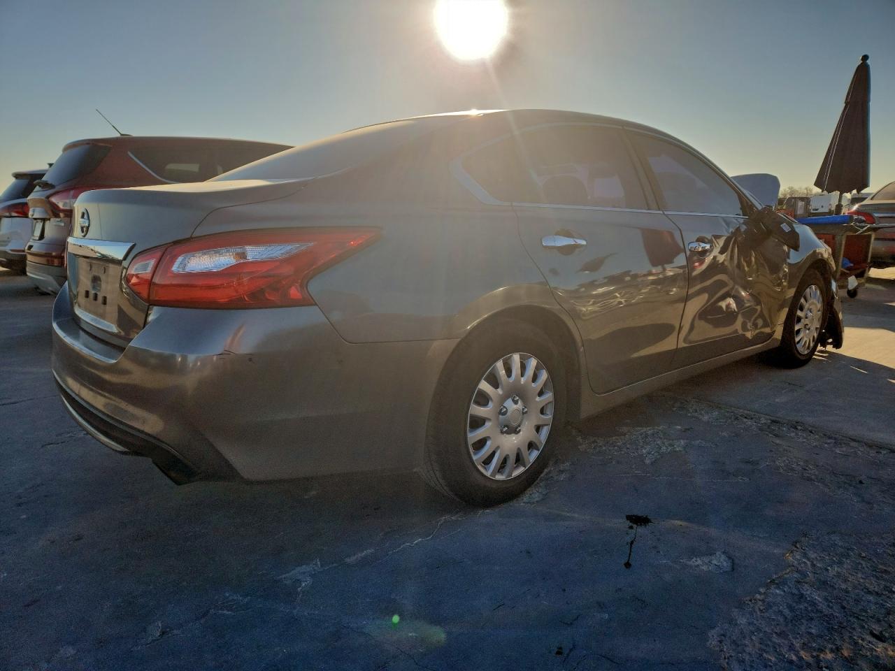 Nissan Altima 2.5 Image 4