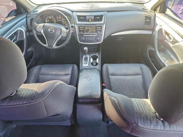 Nissan Altima 2.5 Image 12