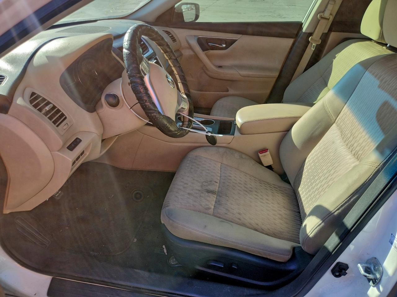 Nissan Altima 2.5 Image 6