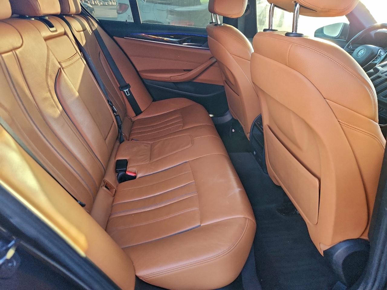 BMW 5 Series Xi Image 7