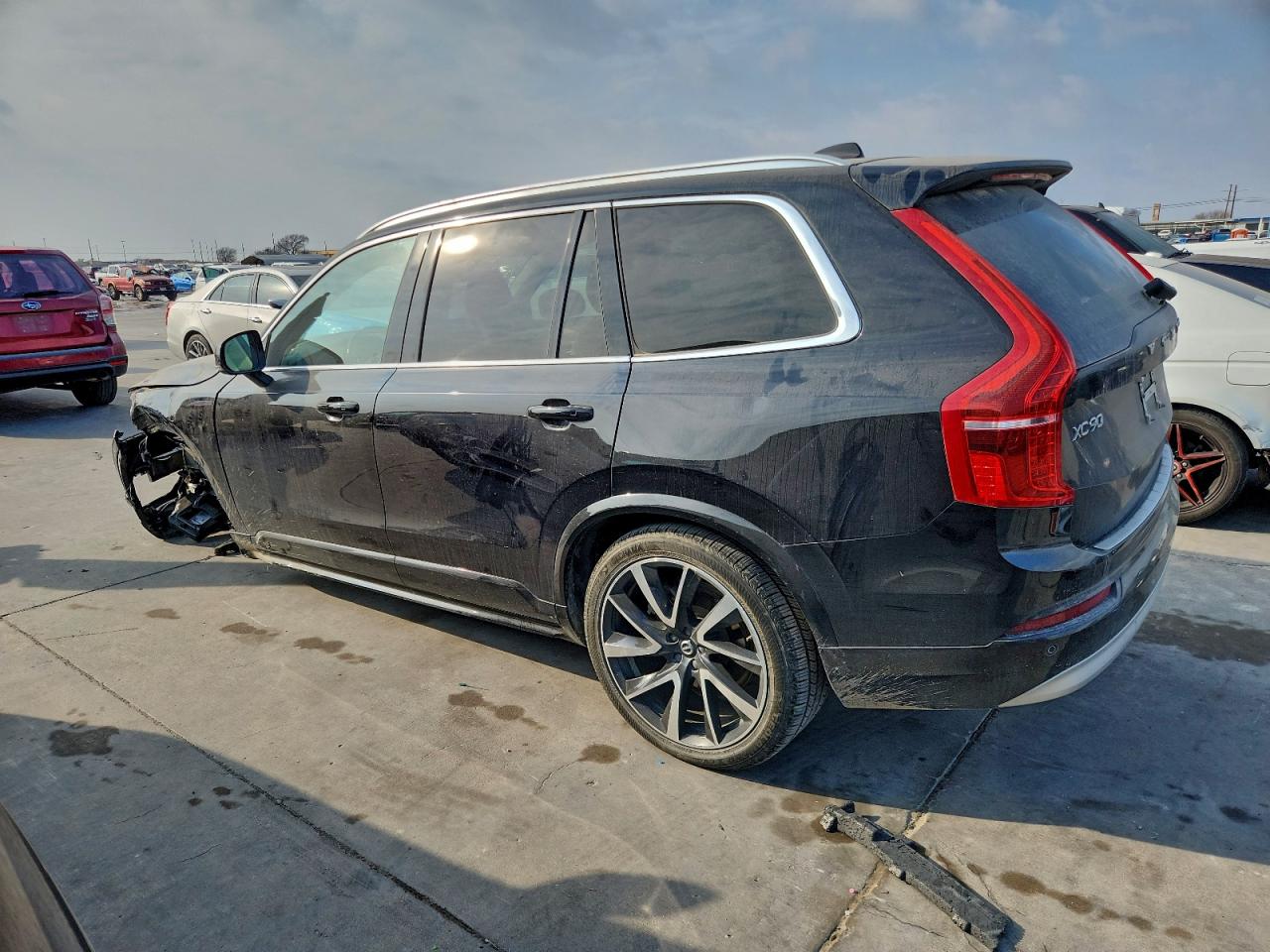 Volvo XC90 T6 Momentum Image 3