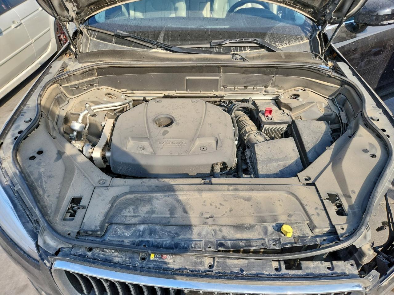 Volvo XC90 T6 Momentum Image 11