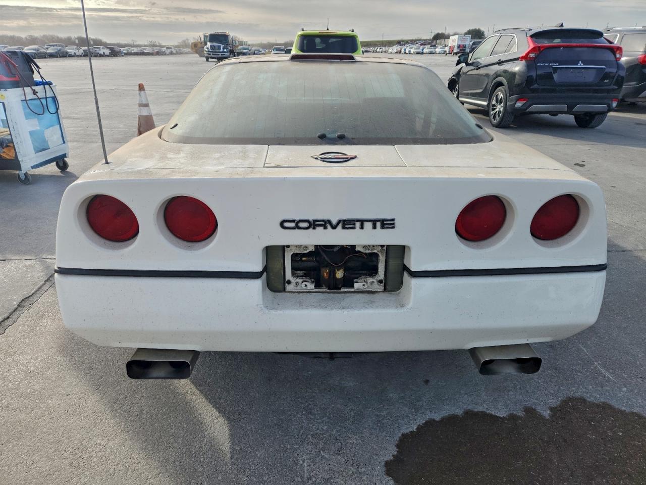 Chevrolet Corvette Image 7