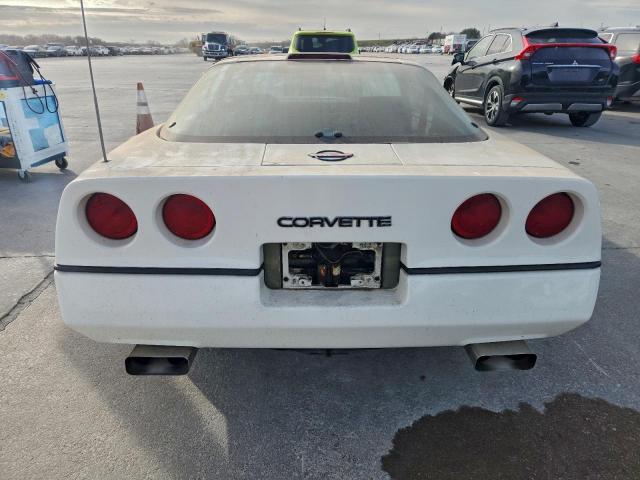 Chevrolet Corvette Image 7