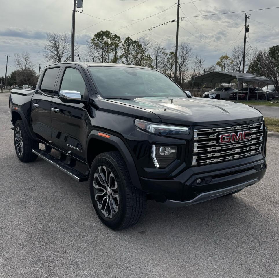 GMC Canyon Denali Image 1