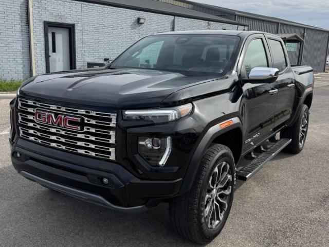 GMC Canyon Denali Image 2