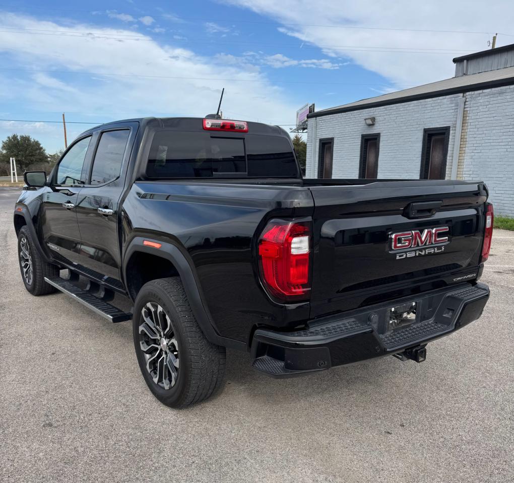 GMC Canyon Denali Image 8