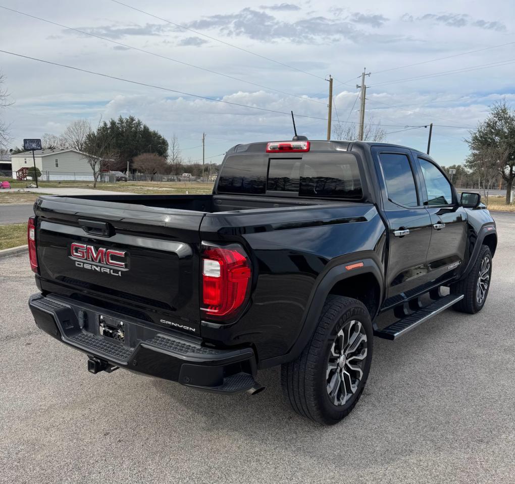 GMC Canyon Denali Image 4