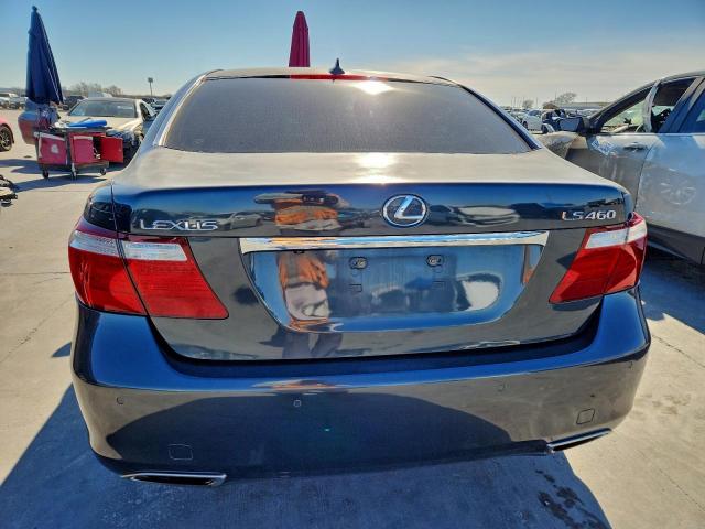 Lexus LS 460 Image 12