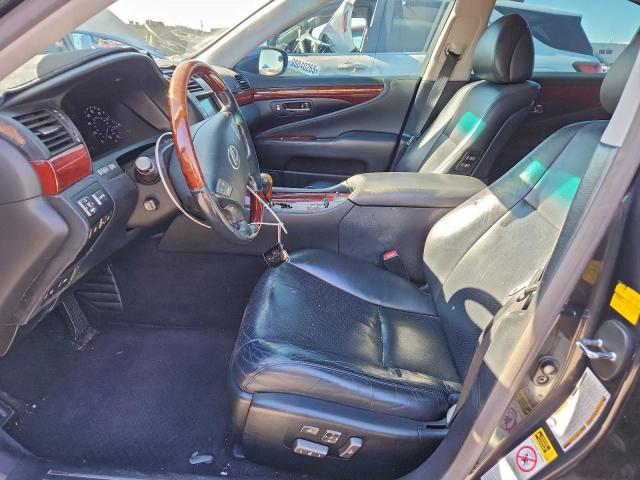 Lexus LS 460 Image 2