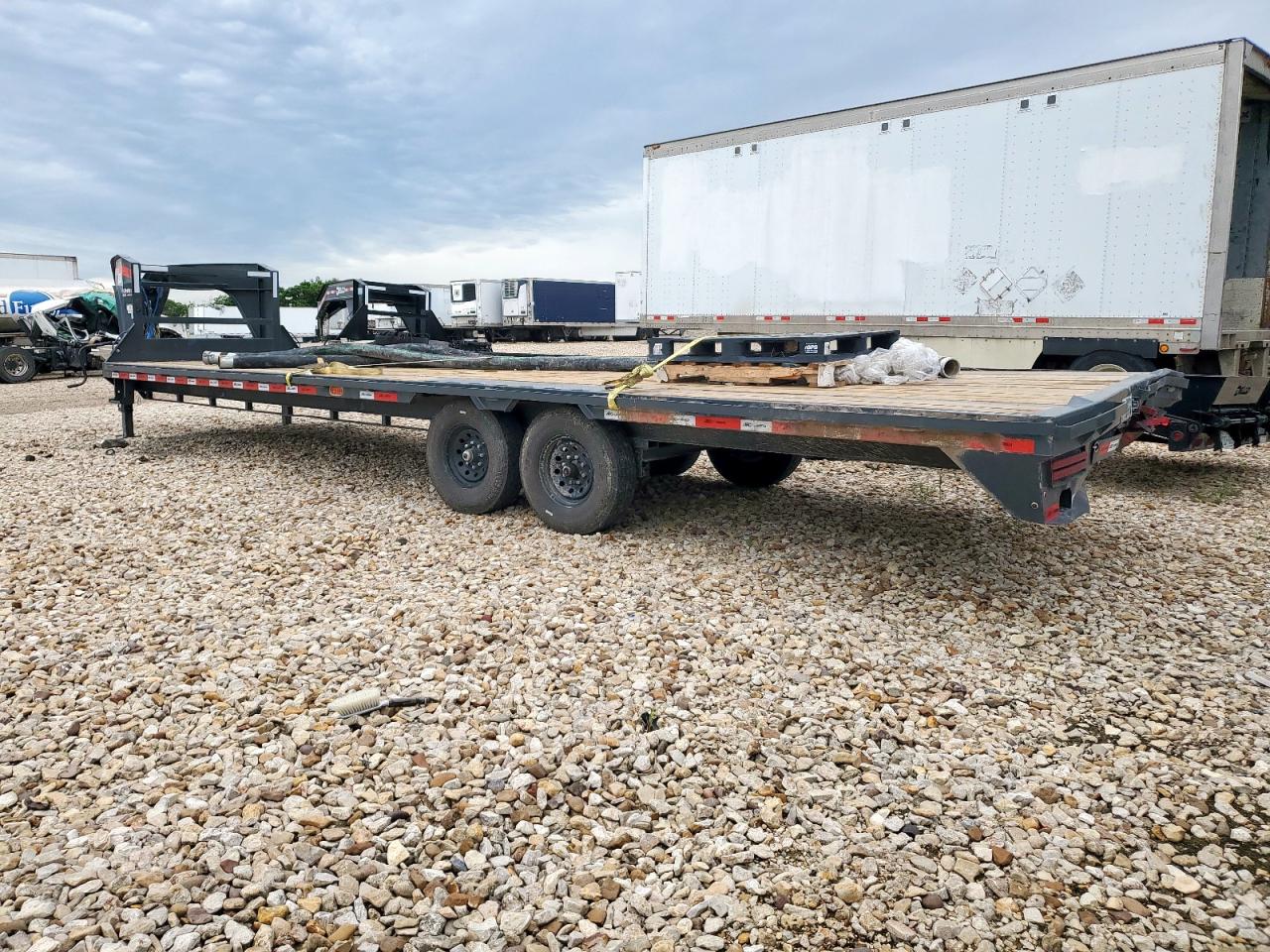 Meta Trailer Image 7