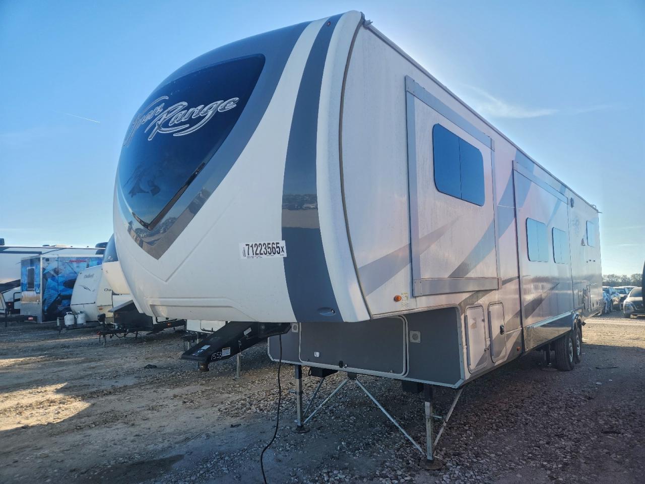 Highland Ridge Open Range Image 8