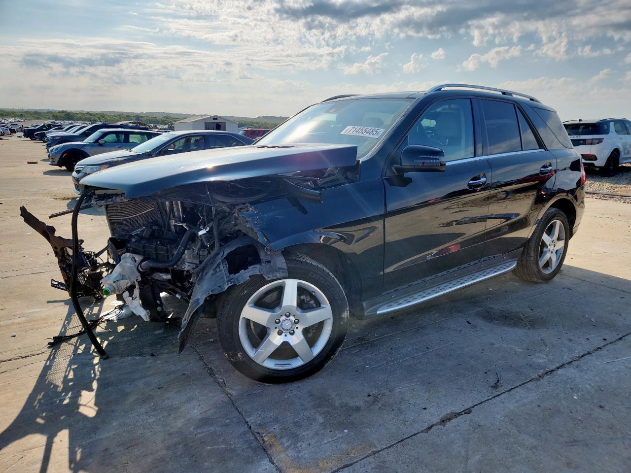 Mercedes-Benz M-Class 350 Image 1