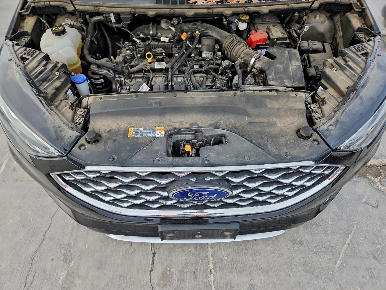 Ford Edge Titanium Image 5