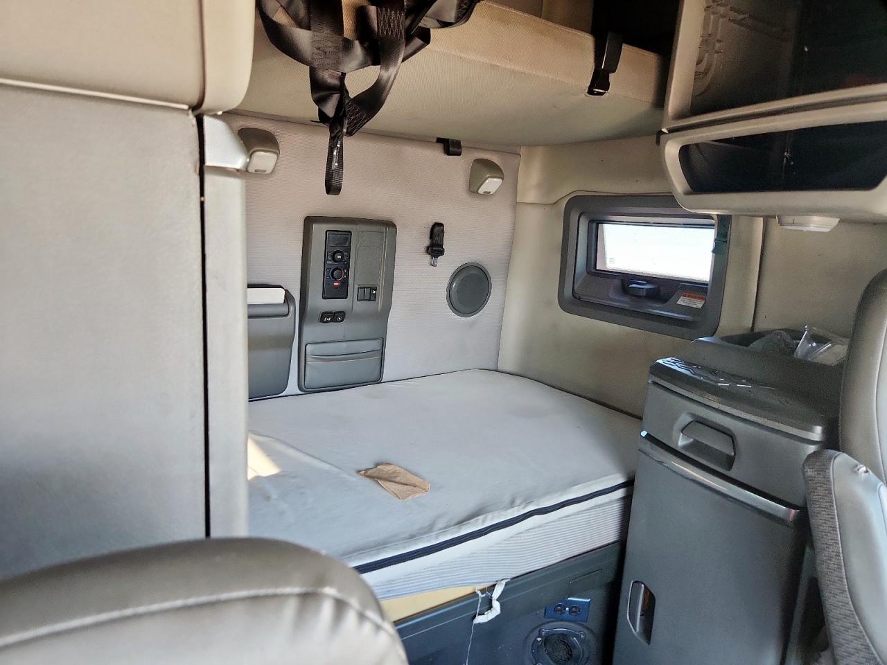 Volvo Vnl Vnl Image 9