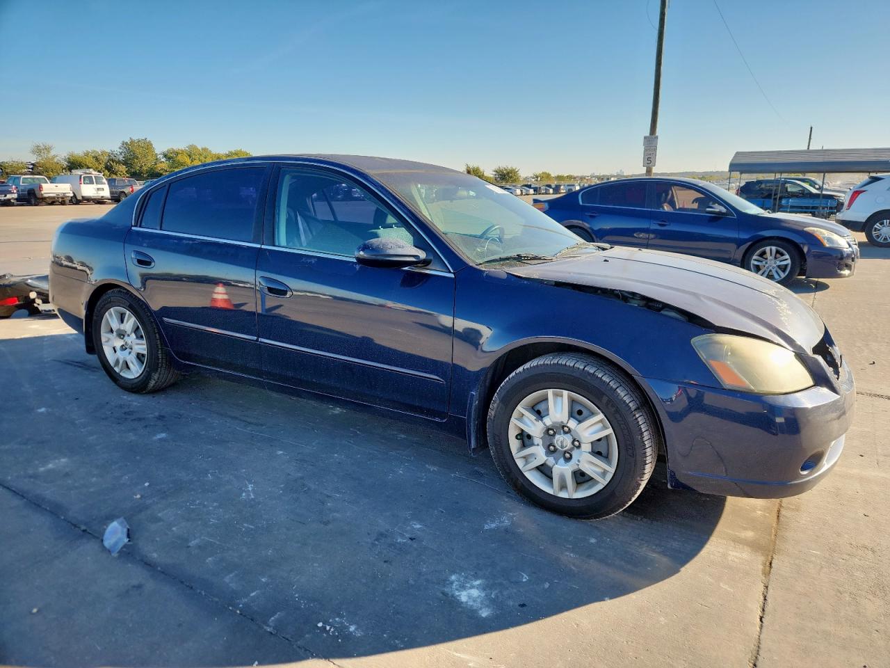 Nissan Altima S Image 5