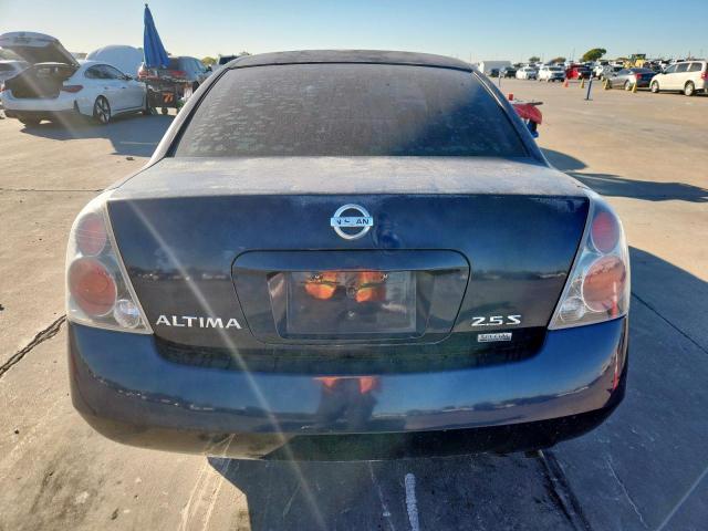 Nissan Altima S Image 7