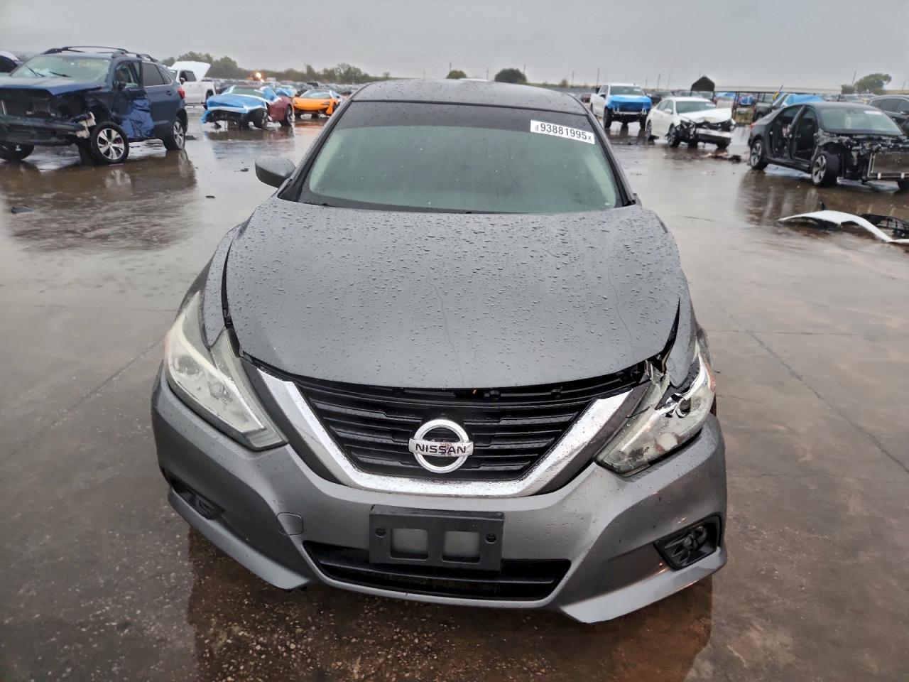 Nissan Altima 2.5 Image 11