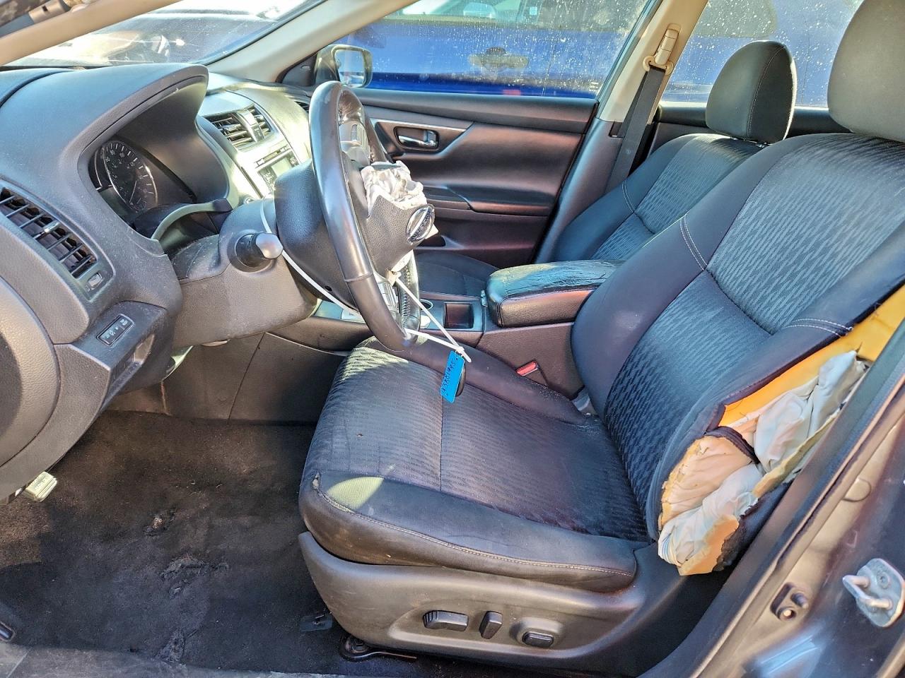 Nissan Altima 2.5 Image 12