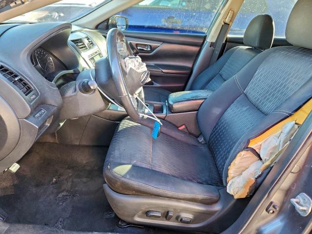 Nissan Altima 2.5 Image 12