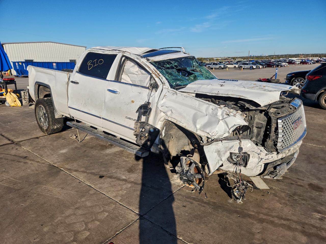 GMC Sierra K2500 Denali Image 4