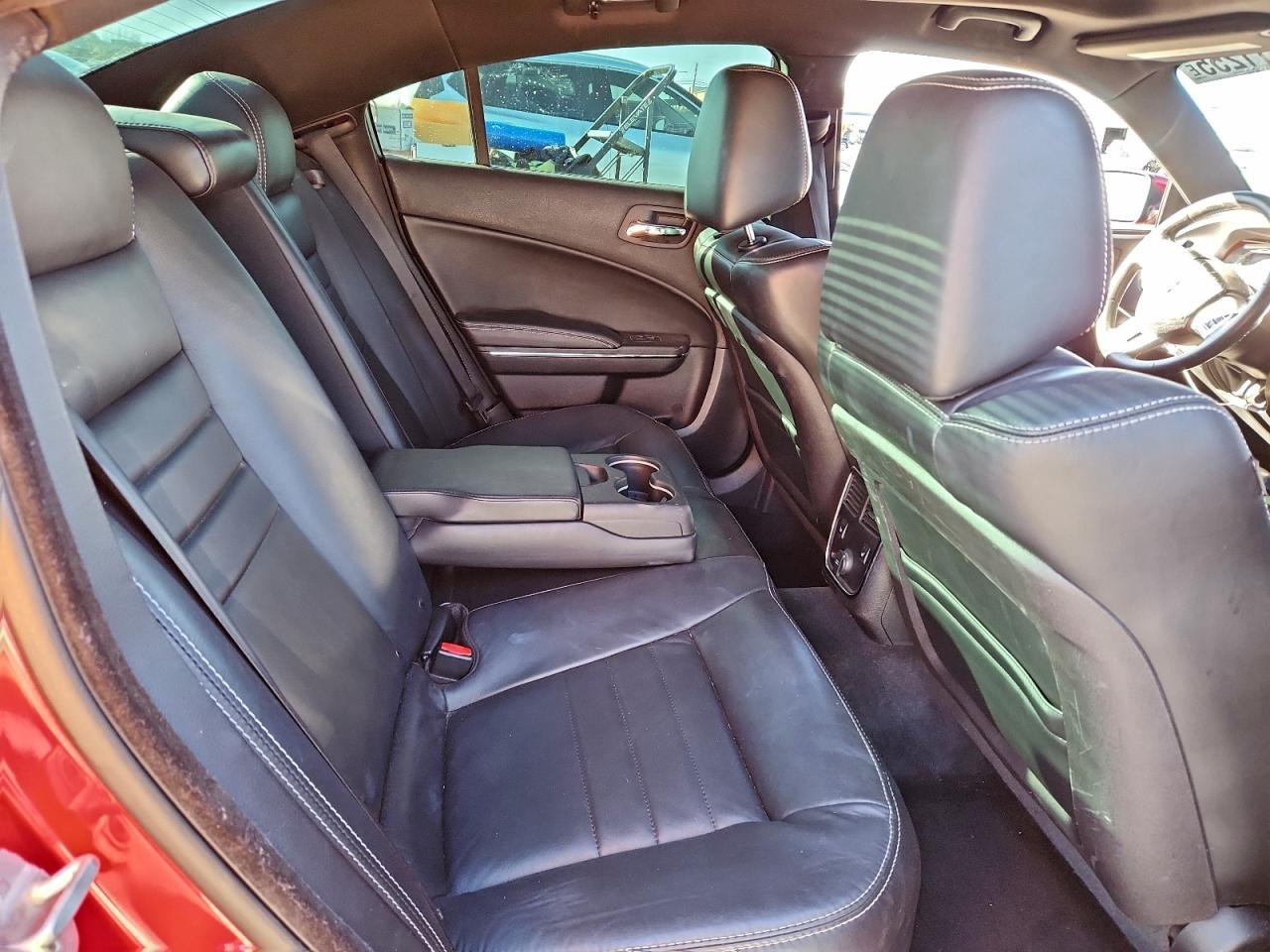 Dodge Charger Sxt Image 9