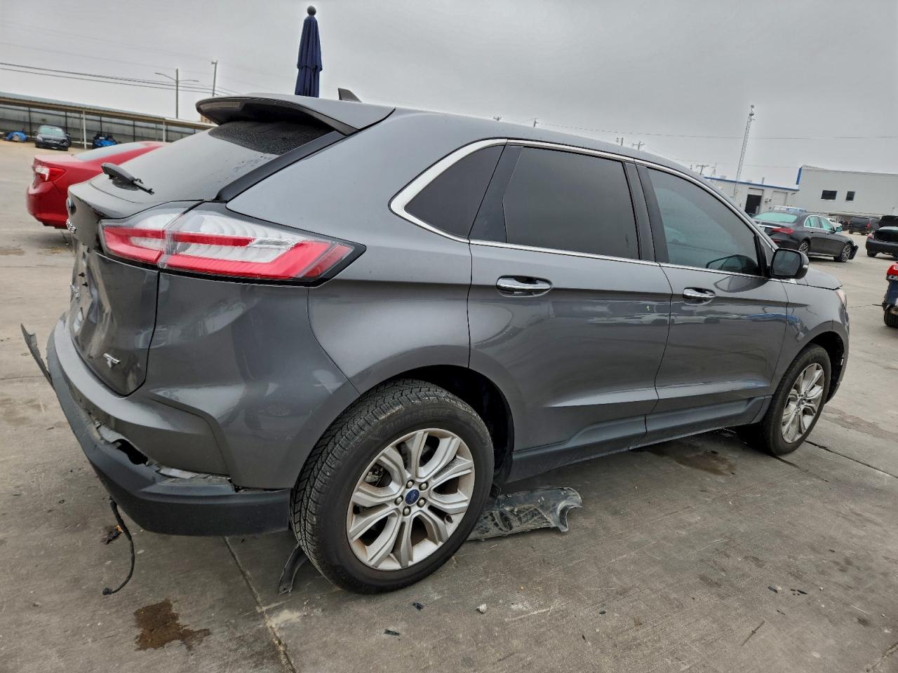 Ford Edge Titanium Image 13