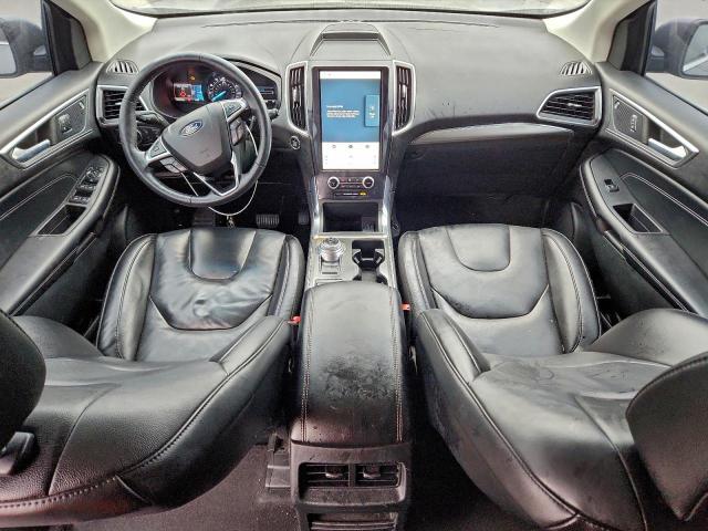 Ford Edge Titanium Image 11