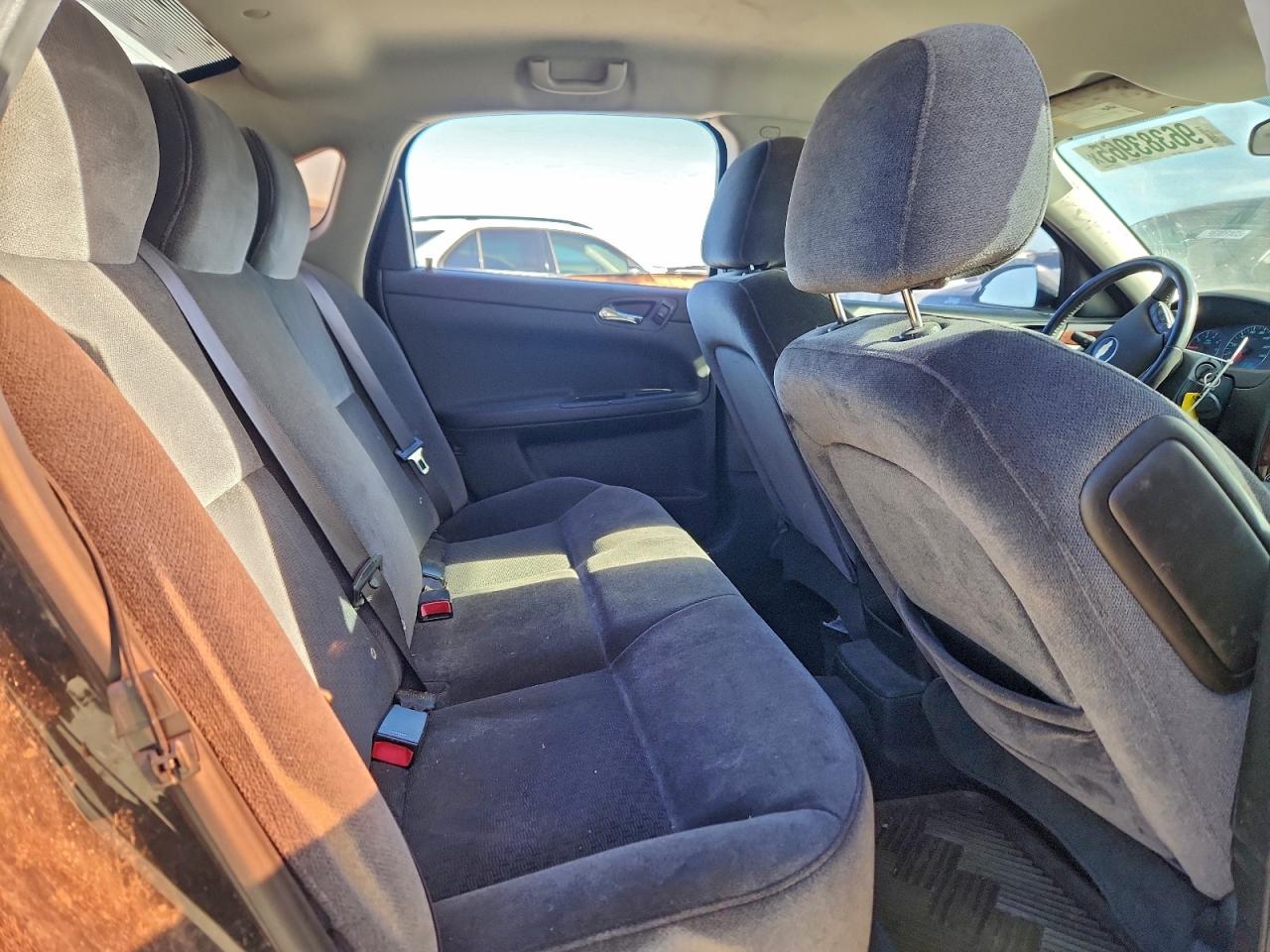 Chevrolet Impala Lt Image 7