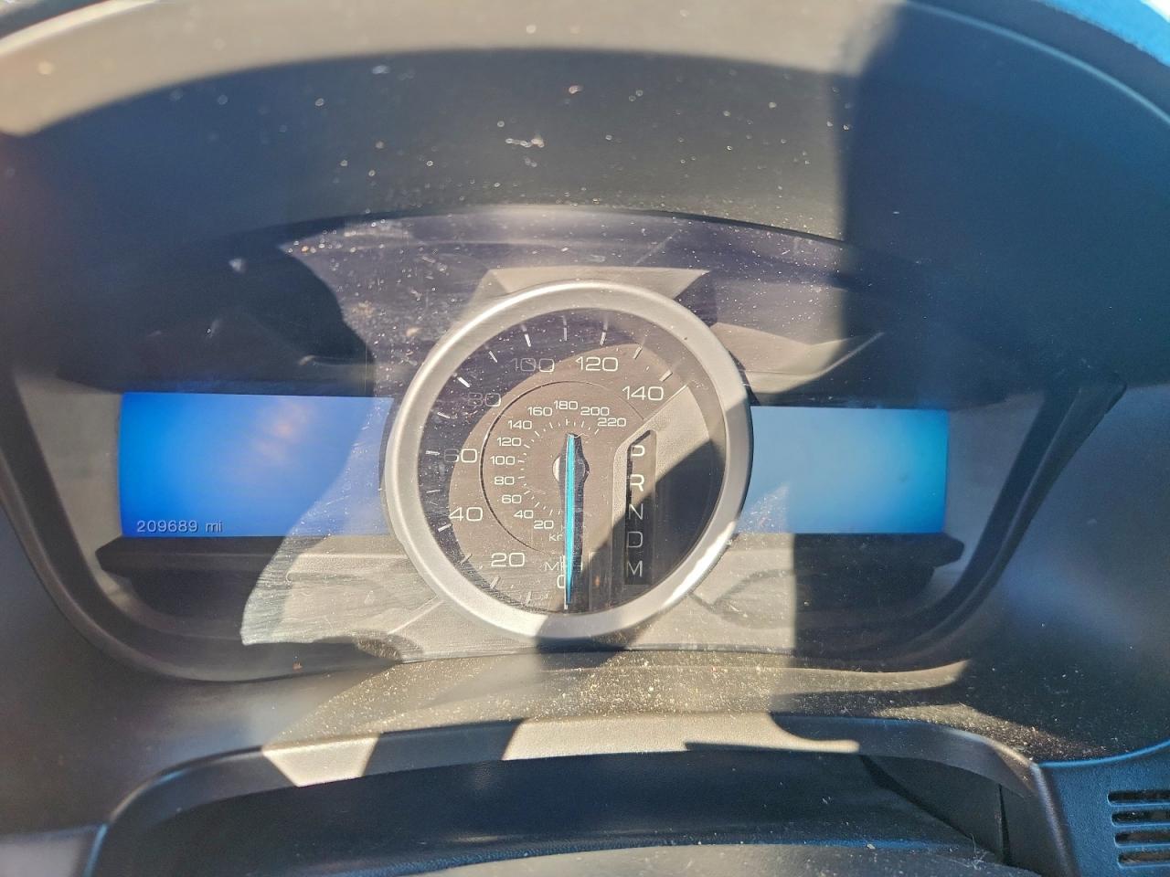 Ford Explorer Limited Image 9