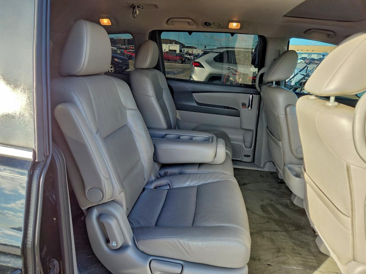 Honda Odyssey Exl Image 8