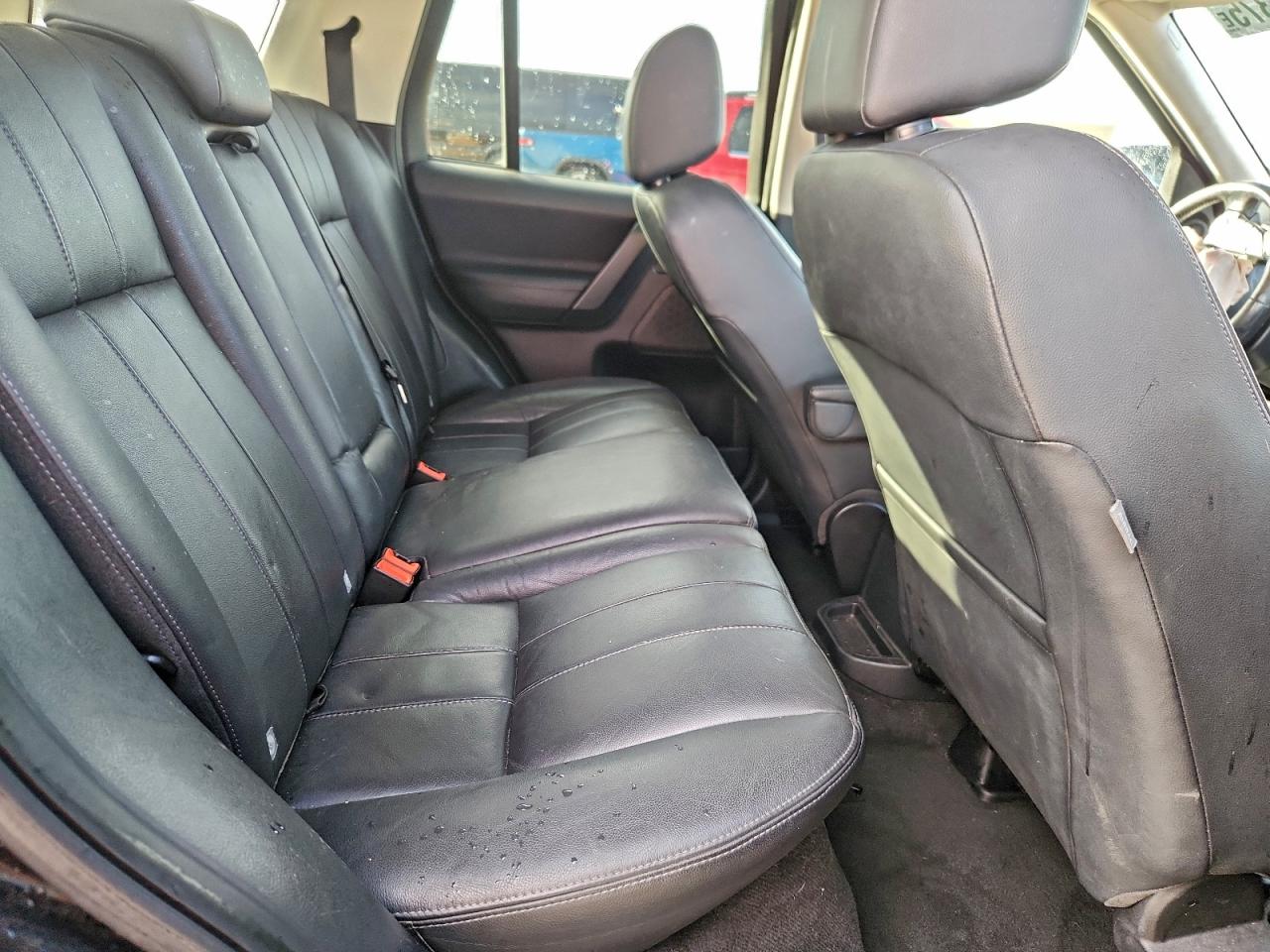 Land Rover LR2 Hse Image 8