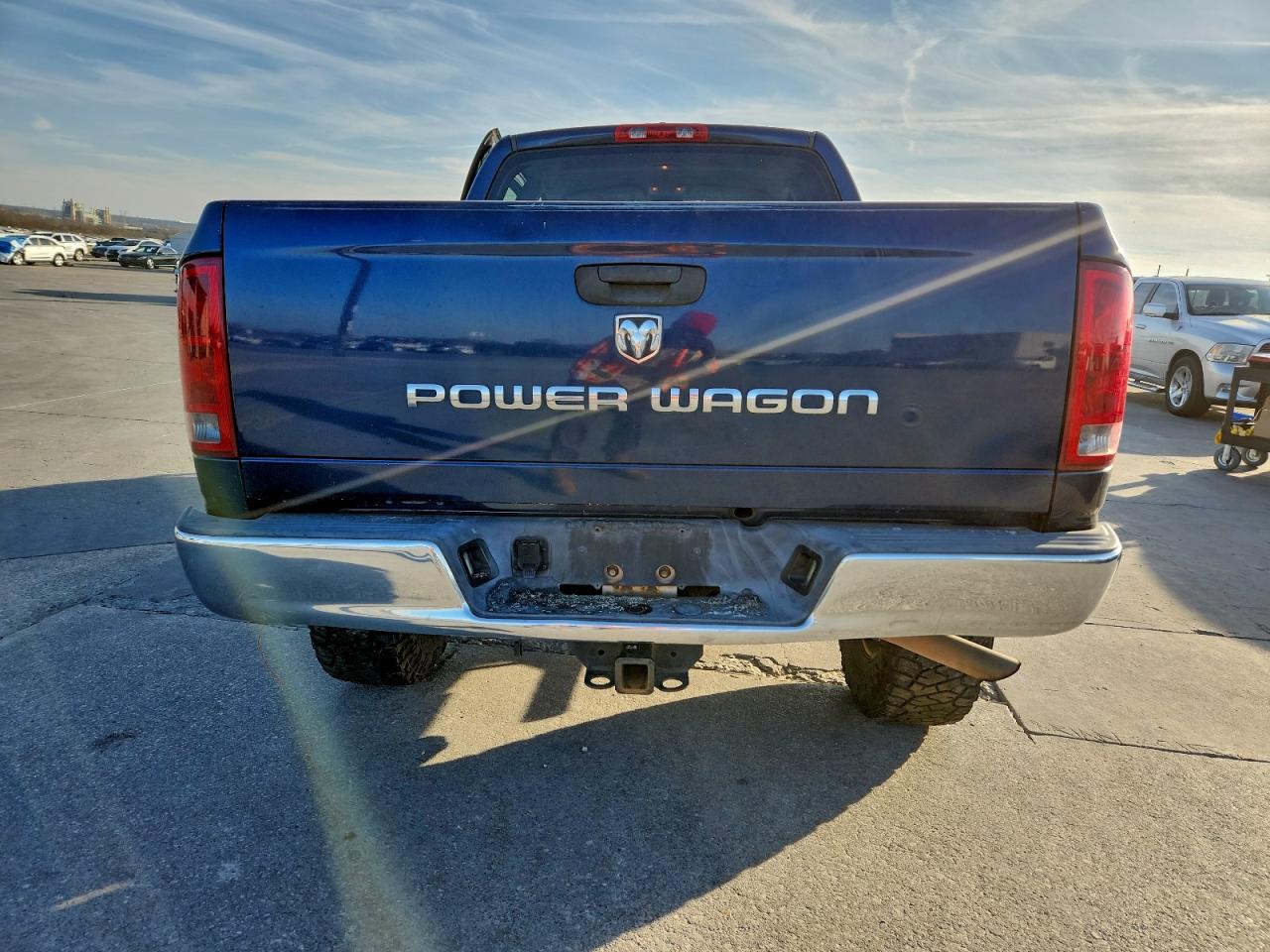 Dodge Ram 2500 St Image 11