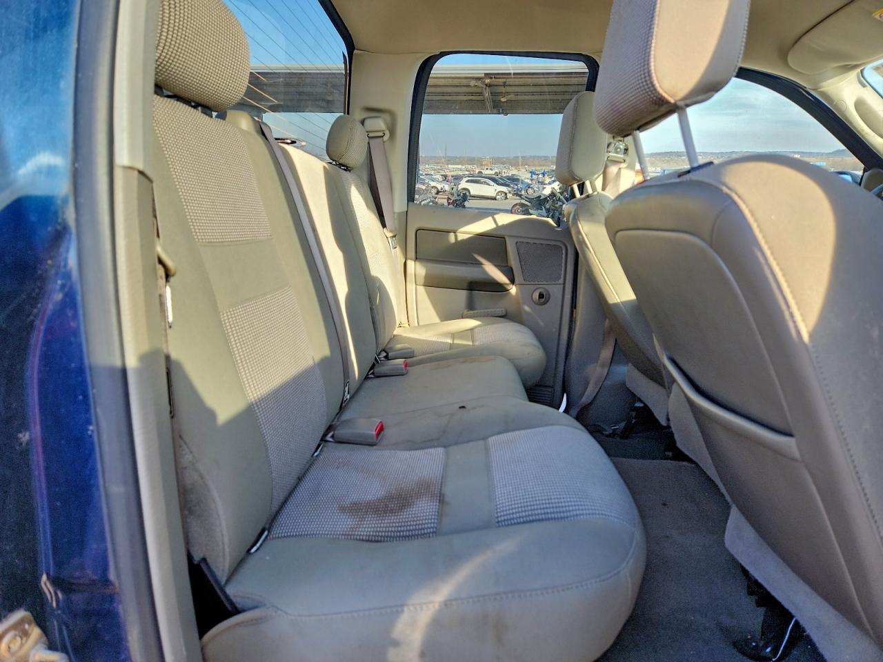 Dodge Ram 2500 St Image 9