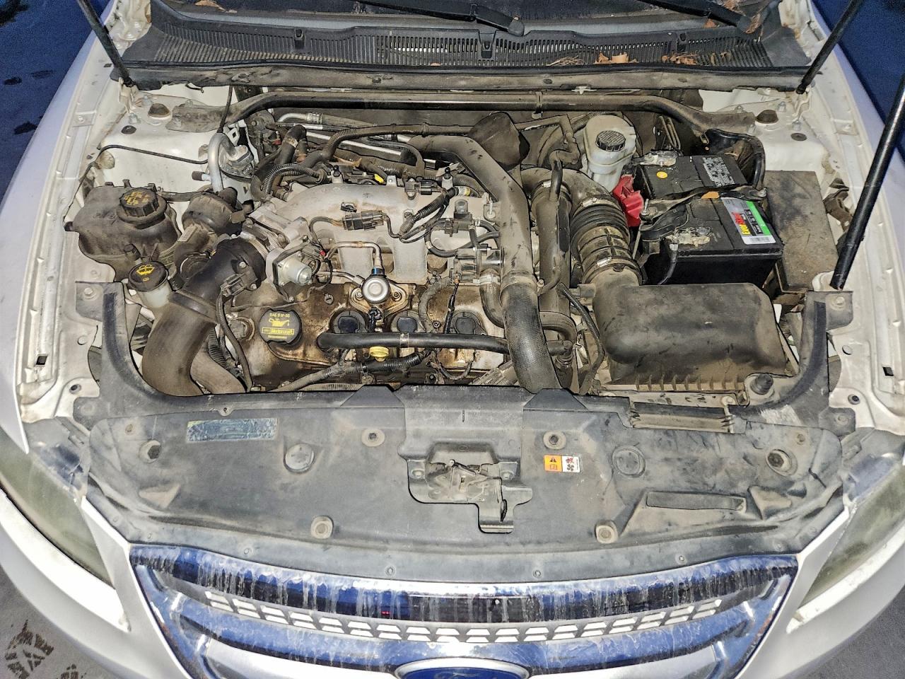 Ford Taurus Sho Image 13