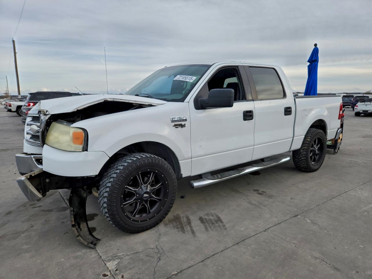 Ford F-150 Supercrew Image 1