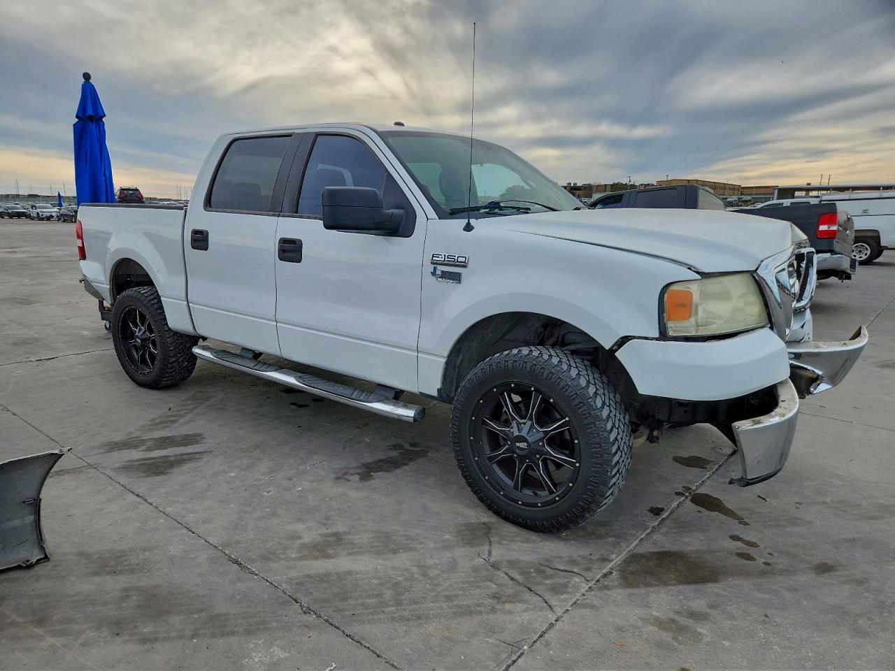 Ford F-150 Supercrew Image 11