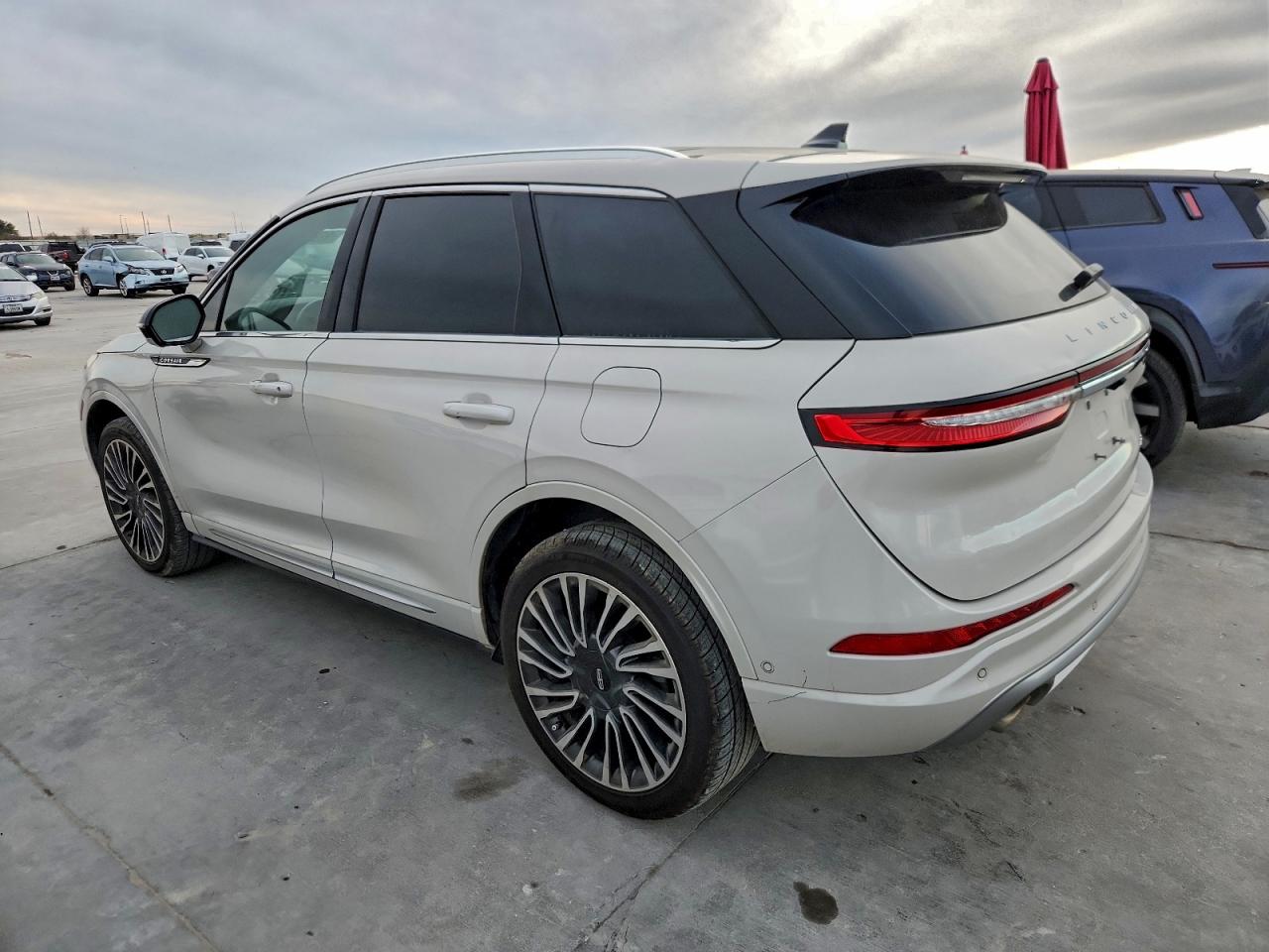 Lincoln Corsair Reserve Image 11