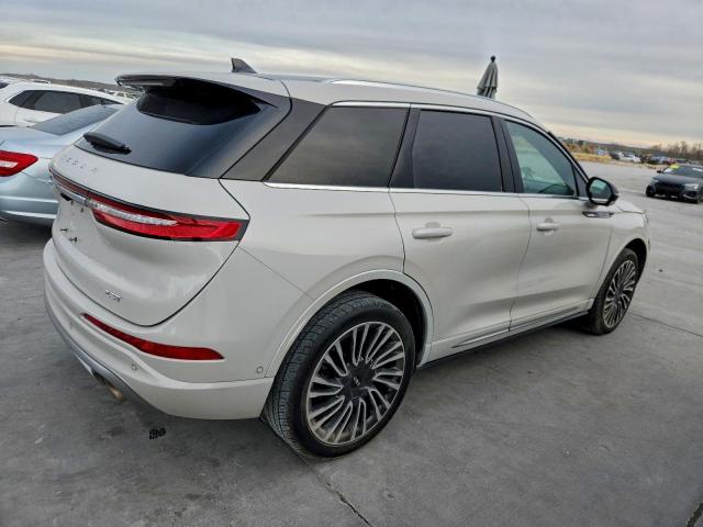 Lincoln Corsair Reserve Image 12