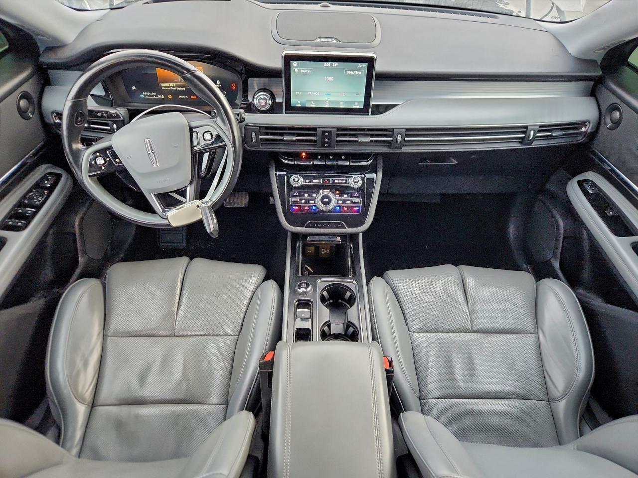 Lincoln Corsair Reserve Image 9