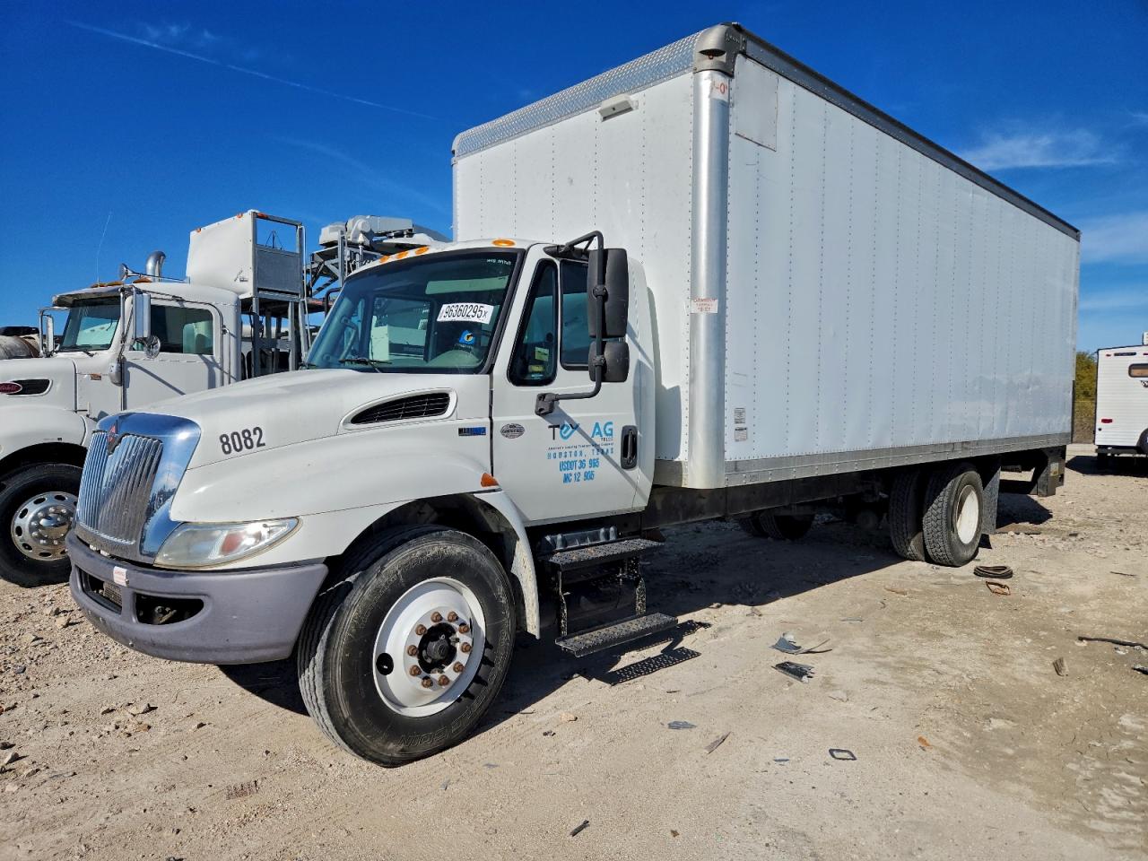 International 4000 Serie 4300 Image 1